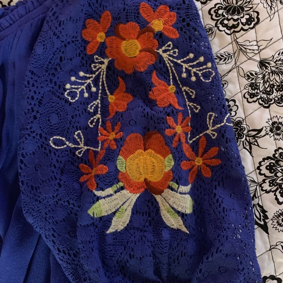 Dress - Picture 3 of 3